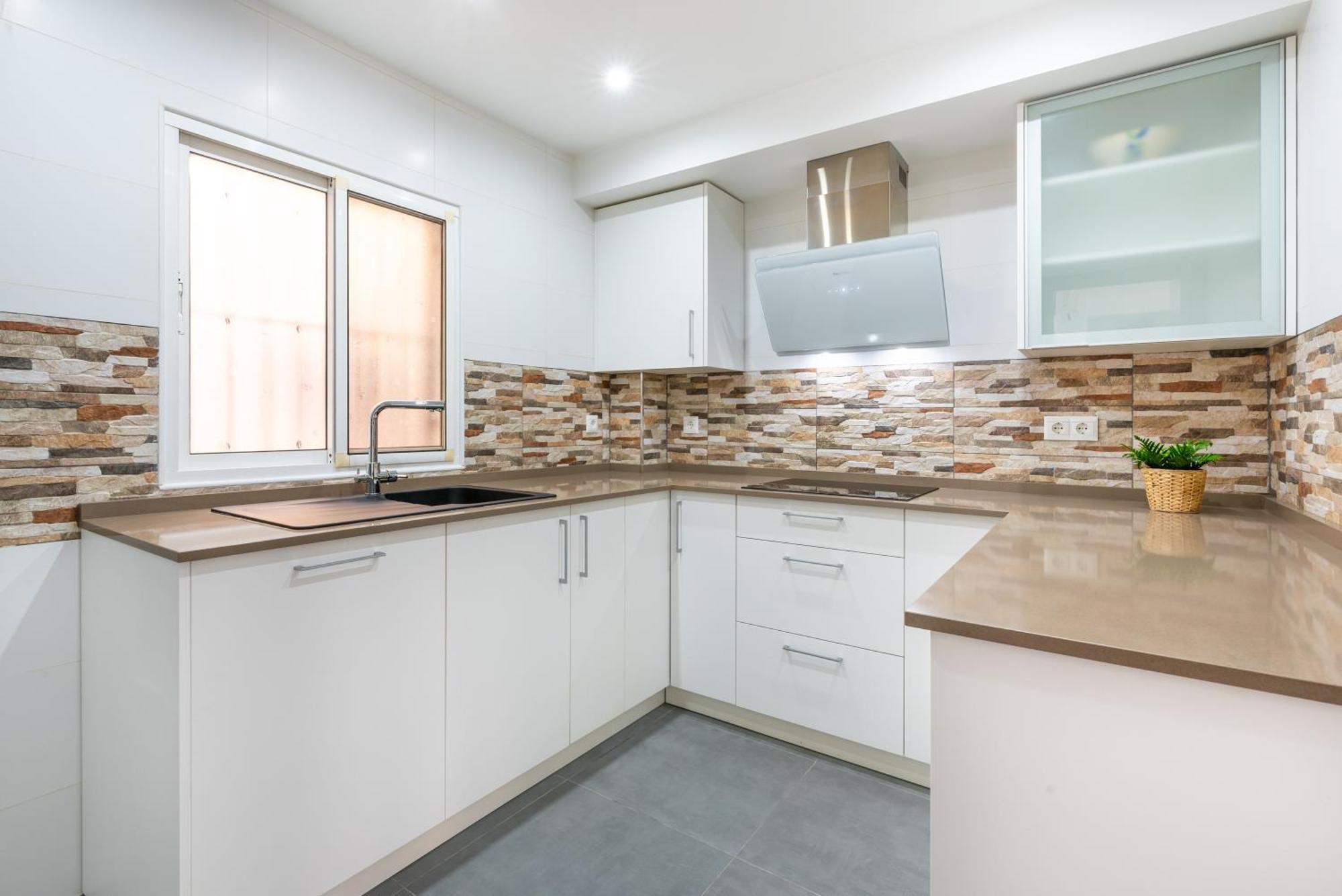 Wintowinrentals Bien Situado, Completo Y Acogedor Málaga Kültér fotó